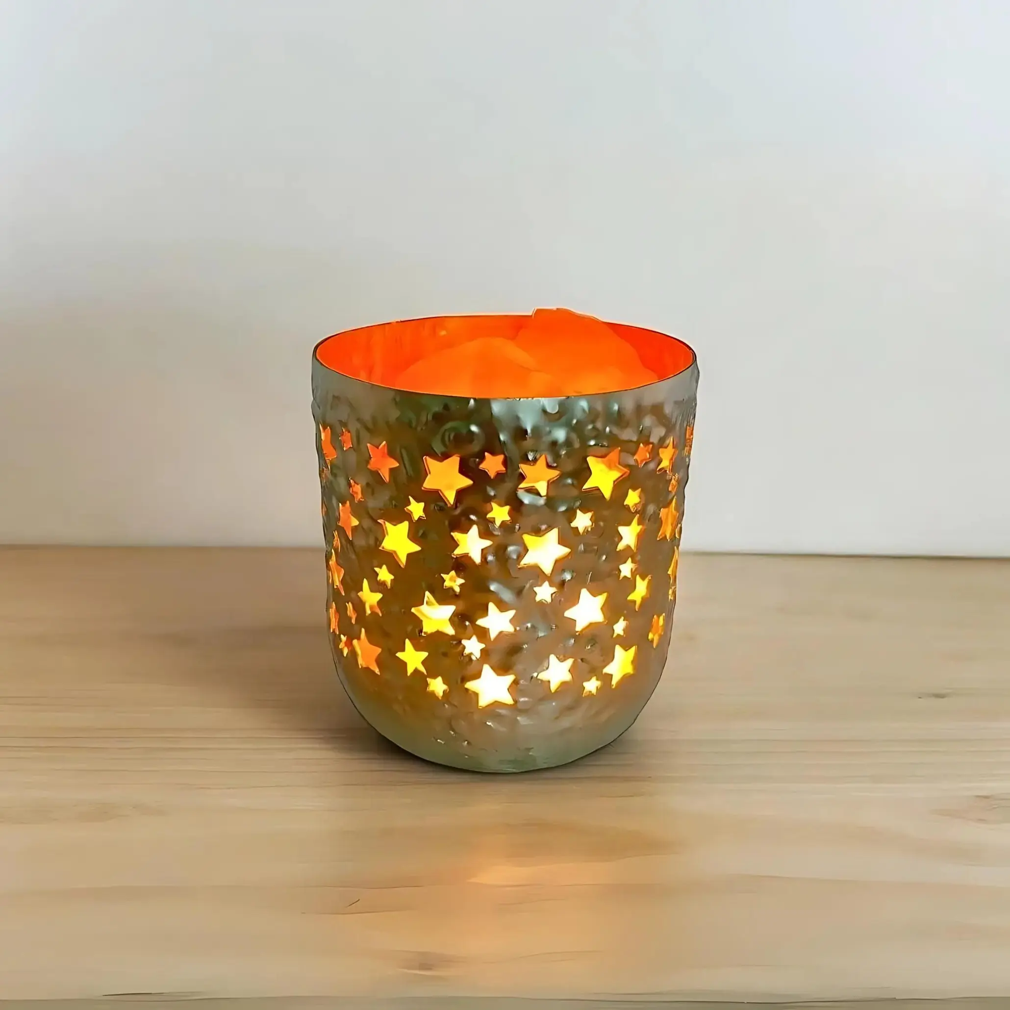 Lámpara de Sal Metal con Estrellas 12 cm