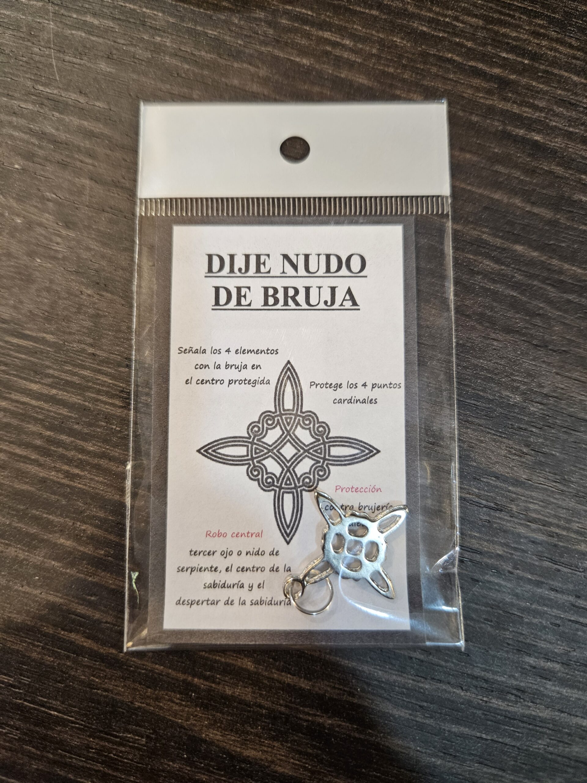 Dije Nudo de Bruja